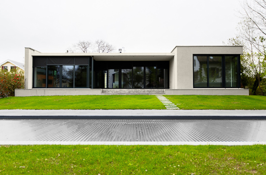 2-villa_individuelle_avec_piscine__pool_house.jpg